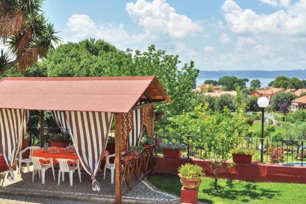 La Cupoletta Holiday House -Magnolia Trevignano Romano Exterior foto